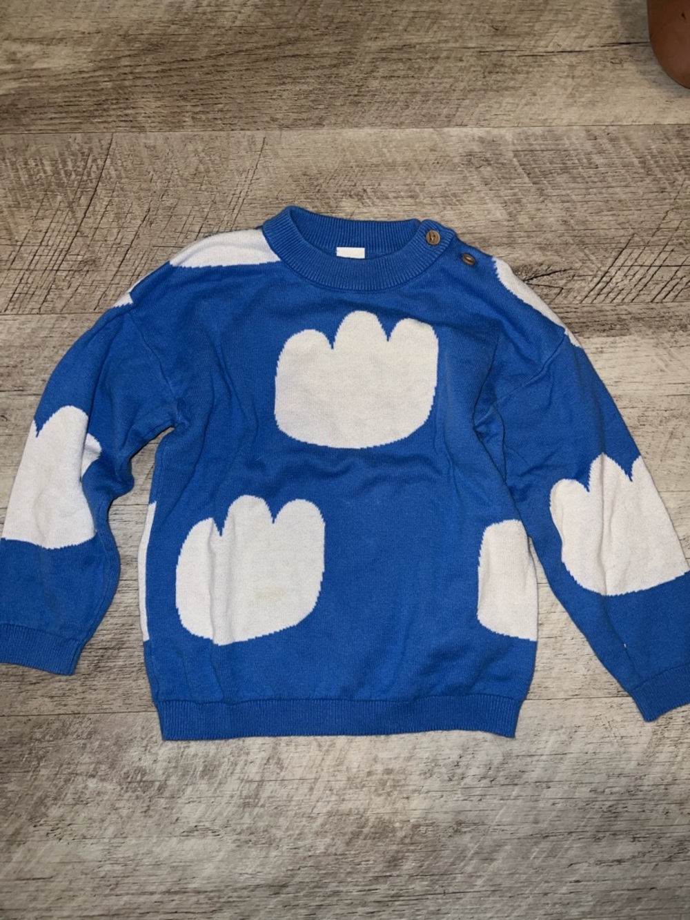 H&M Blue Knit Sweater with White Cloud Accents, Unisex